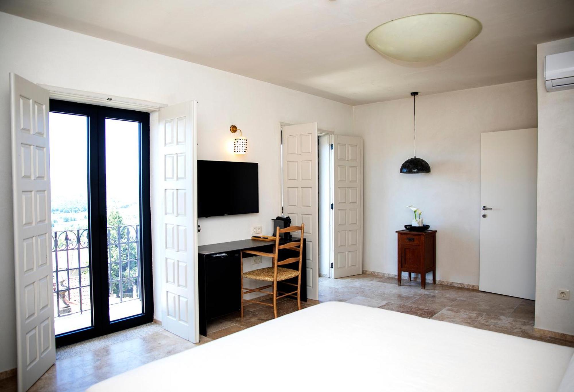 Lodge Lua De *